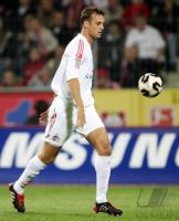 Fussball 1. Bundesliga: Koeln, SCHLICKE Einzelaktion am Ball