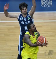 Barmer 2. Basketball Bundesliga  18/19: Tigers Tuebingen - Artland Dragons