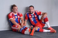 Fussball 1. Bundesliga 2014/2015: Xherdan Shaqiri (FC Bayern Muenchen) und Franck Ribery (FC Bayern Muenchen)