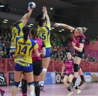 Handball EHF Pokal Frauen 15/16: TuS Metzingen - Iuventa Michalovce