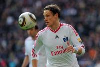 FUSSBALL, 1. BUNDESLIGA, 27. Spieltag: Hamburg, JANSEN am Ball