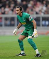 FUSSBALL  International CHL 09/10  Buffon (Juve)