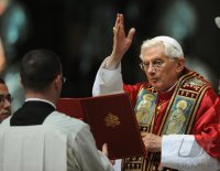Papst Benedikt XVI besucht Mailand
