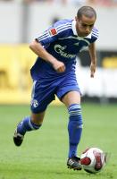 Fussball 1. Bundesliga, S04: AZAOUAGH, Einzelaktion