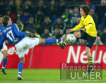 Fussball 1. Bundesliga: Dortmund - Schalke, Zweikampf