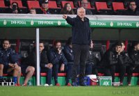 Fussball DFB Pokal 2. Runde 23/24: SC Freiburg - SC Paderborn 07