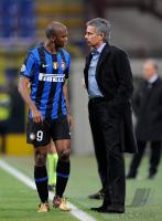 FUSSBALL SERIE A: Trainer Jose Mario Santos Mourinho, Samuel Eto'o , Eto  (Inter)