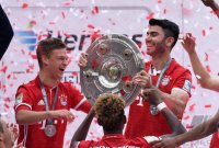 Fussball 1. Bundesliga Saison 15/16: Der FC Bayern feiert seine 26. Deutsche Meisterschaft