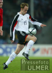 FUSSBALL  Lnderspiel Fabian Ernst (GER) am Ball