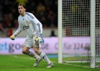 Fussball: 1. Bundesliga Saison 2010/2011: Leverkusen, ADLER