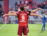 Fussball 1. Bundesliga Saison 21/22: FC Bayern Muenchen -  1. FC Koeln