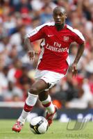 FUSSBALL INTERNATIONAL: Arsenal, HOYTE Einzelaktion