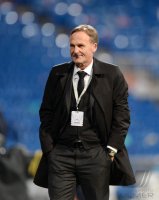 FUSSBALL INTERNATIONAL CHL HALBFINALE 12/13: Hans - Joachim Watzke (Geschaeftsfuehrer Borussia Dortmund)