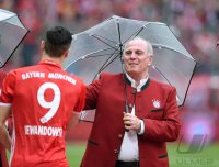 Fussball 1. Bundesliga Saison 15/16: Jubel FC Bayern Muenchen