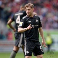 Fussball 1. Bundesliga  Saison  2025/2026  28. Spieltag SC Freiburg - FC Bayern Muenchen