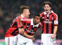 FUSSBALL SERIE A:  JUBEL mit Robinho und Stephan El Shaarawy, Montolivo Riccardo  (v. li., AC Mailand)