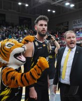 Basketball 2. Bundesliga  19/20: Tigers Tuebingen - Team Ehingen Urspring