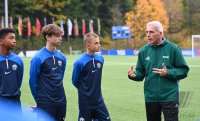 Trainer Ernst Middendorp