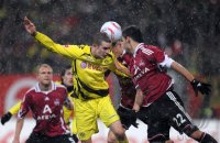 Fussball 1. Bundesliga : Ilkay Guendogan  (re, 1 FC Nuernberg) gegen Sven Bender (li, Borussia Dortmund)