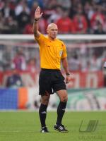FUSSBALL  International CHL 09/10  Schiedsrichter Howard Webb