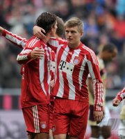 Fussball 1. Bundesliga : (v. li.) Bayern JUBEL Mario Gomez, Toni Kroos