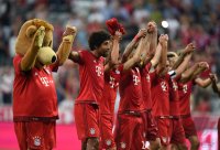 Fussball 1. Bundesliga Saison 15/16: FC Bayern Muenchen - Bayer 04 Leverkusen
