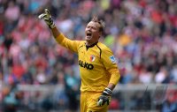 Fussball 1. Bundesliga  Saison  2012/2013: Torwart Alexander Manninger (FC Augsburg)