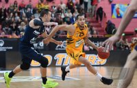 Basketball 1. Bundesliga 16/17 Hauptrunde: Walter Tigers Tuebingen - Alba Berlin