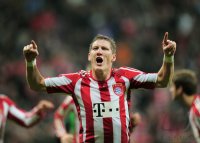 Fussball DFB Pokal 10/11 :  JUBEL Bastian Schweinsteiger (FC Bayern Muenchen)