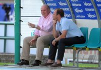 Fussball 1. Bundesliga Saison   2011/2012 : Praesident Uli Hoeness , Sportdirektor Christian Nerlinger (v. li., FC Bayern Muenchen)