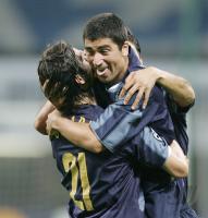 Fussball CHL Mailand-Rangers; Jubel Pizaro