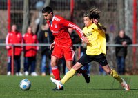 Fussball B - Junioren Bundesliga:  Bayern Muenchen - TuS Ergenzingen
