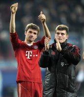 Fussball 1. Bundesliga, Saison 2011/2012:  Thomas Mueller , Toni Kroos (v. li., FC Bayern Muenchen)