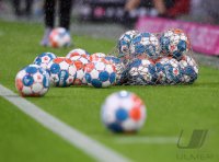 Fussball 1. Bundesliga Saison 21/22: FC Bayern Muenchen -  Hertha BSC