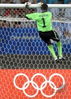 FUSSBALL  Olympia 2008  Peking  Vorrunde Elfenbeinkueste - Argentinien