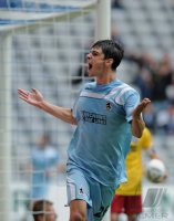 Fussball 2. Bundesliga 2011/2012: JUBEL Christopher Schindler (1860 Muenchen)