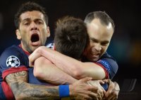 FUSSBALL INTERNATIONAL CHL ACHTELFINALE 12/13: JUBEL Barca