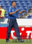 Fussball Bundesliga: Hannover 96 - 1860 Muenchen, Trainer Pacult jubelt