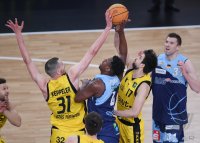 Basketball 2. Bundesliga 2021/2022: Tigers Tuebingen - Eisbaeren Bremerhaven