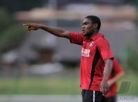 Fussball 1. Bundesliga  Saison 2010/2011  Cedrik Makiadi  (Freiburg)