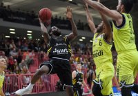 Basketball 1. Bundesliga 17/18 Hauptrunde: Walter Tigers Tuebingen - medi Bayreuth