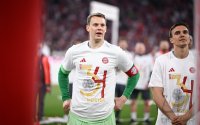Fussball 1. Bundesliga 24/25: FC Bayern Muenchen feiert die 34. Deutschen Meisterschaft