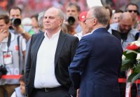 Fussball 1. Bundesliga Saison 17/18: FC Bayern Muenchen -  VfB Stuttgart