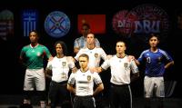 Fussball Nationalmannschaft : ADIDAS WM 2010 Trikot Vorstellung