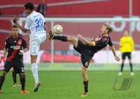 Fussball: 1. Bundesliga Saison 2010/2011: Leverkusen - Schalke