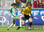FUSSBALL 1. Bundesliga  Leverkusen - Hannover, Zweikampf