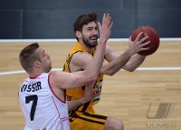 Basketball 1. Bundesliga  13/14  Walter Tigers Tuebingen - New Yorker Phantoms Braunschweig