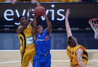 Basketball 1. Bundesliga 13/14:  Walter Tigers Tuebingen - Mitteldeutscher BC