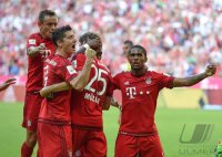 Fussball 1. Bundesliga Saison 15/16: FC Bayern Muenchen - FC Augsburg