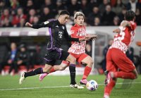 Fussball 1. Bundesliga 23/24: SC Freiburg - FC Bayern Muenchen